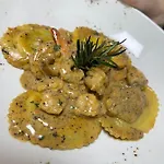 Kingfish Restaurant & Boutique