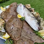 Vila Kingfish Restaurant & Boutique *