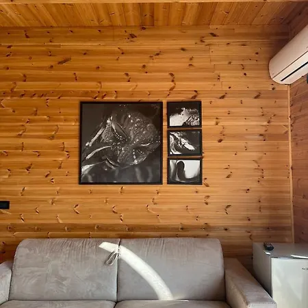 Вилла Kingfish Restaurant & Boutique Patok