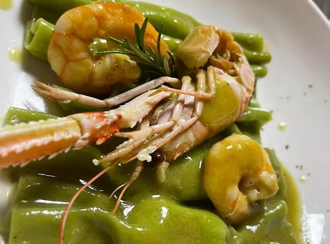 Kingfish Restaurant & Boutique Villa Patok
