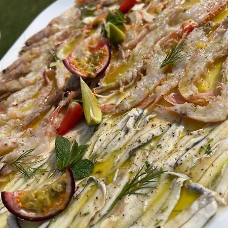 Kingfish Restaurant & Boutique Villa Patok