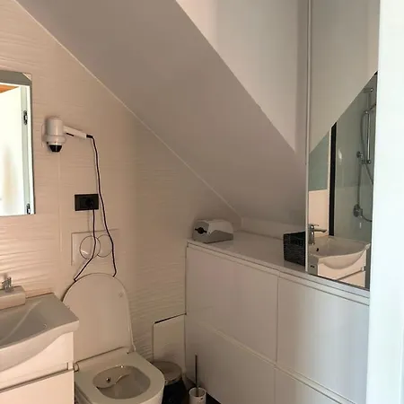 Kingfish Restaurant & Boutique * Patok