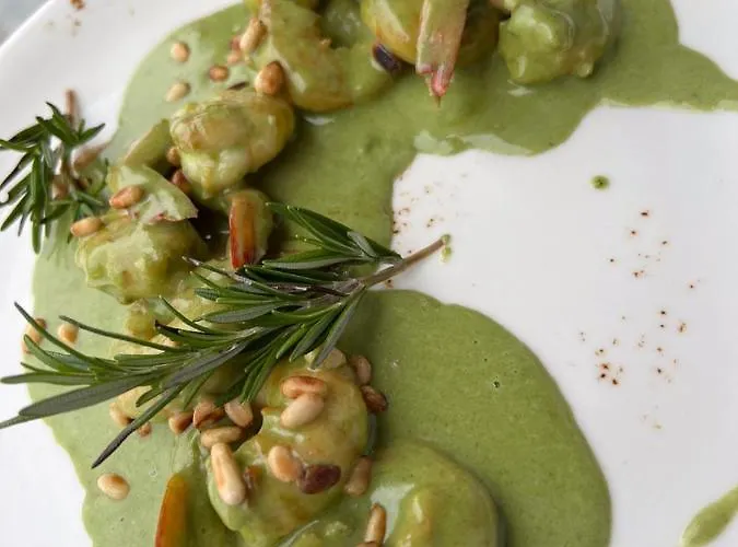 Kingfish Restaurant & Boutique Patok