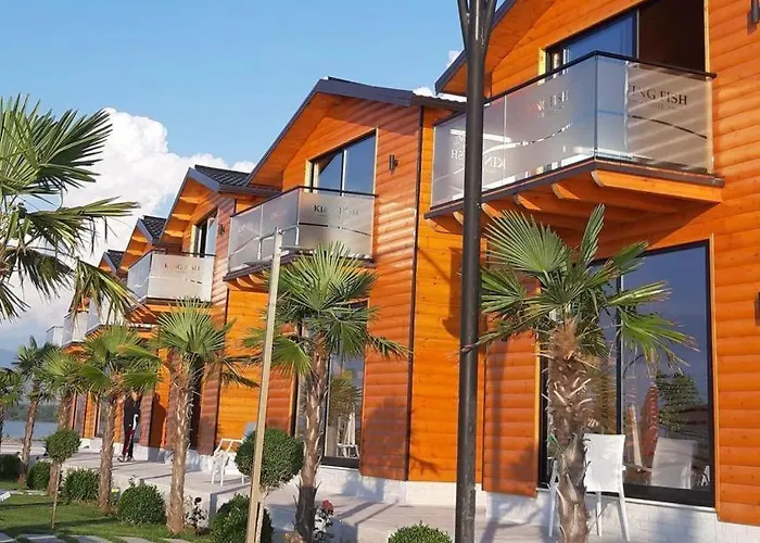 Kingfish Restaurant & Boutique Villa Patok