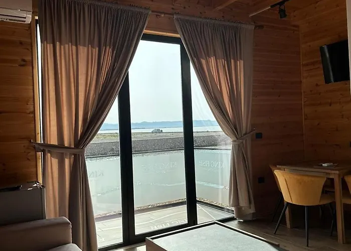 Kingfish Restaurant & Boutique Villa